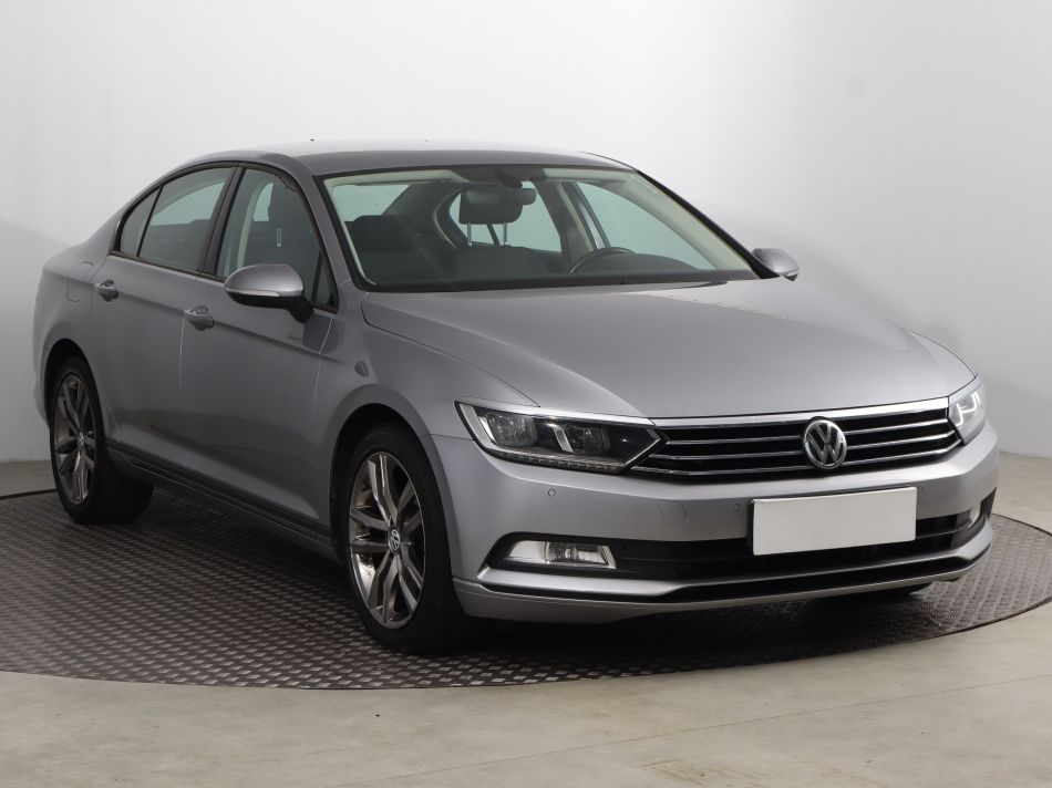 Volkswagen Passat - 2018