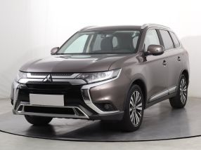 Mitsubishi Outlander - 2019