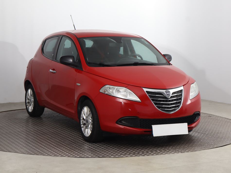 Lancia Ypsilon - 2013