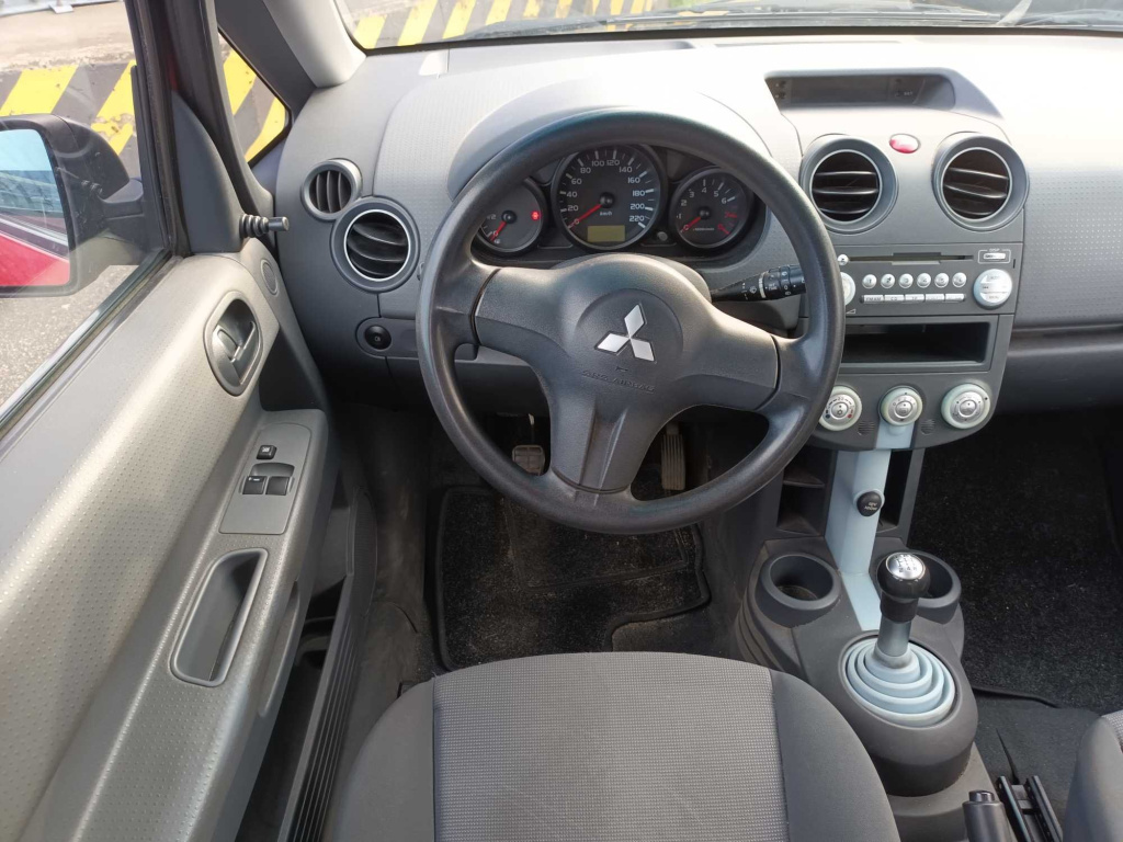 Mitsubishi Colt