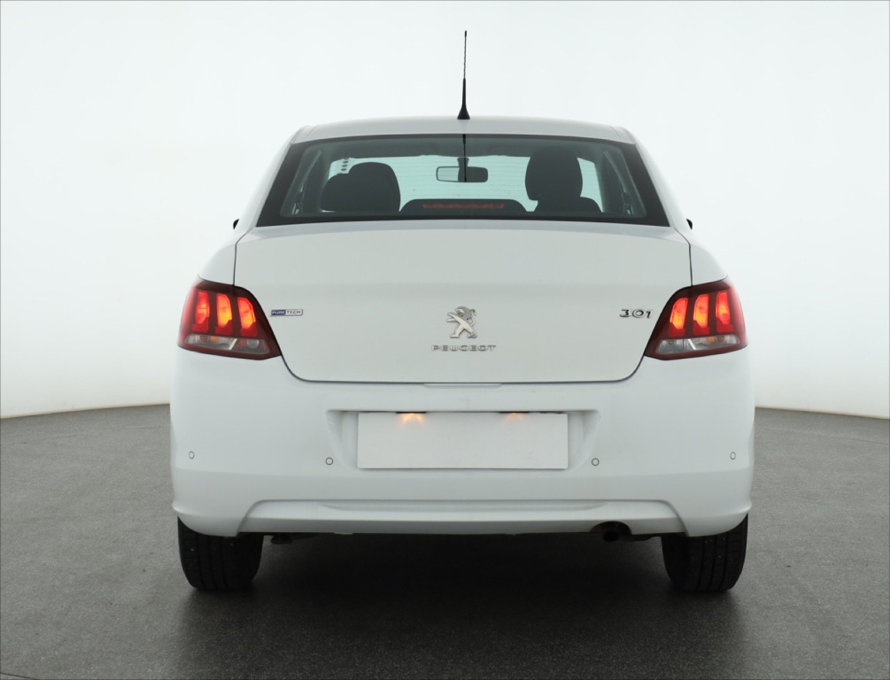 Peugeot 301