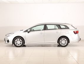 Toyota Avensis - 2015