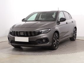 Fiat Tipo - 2021