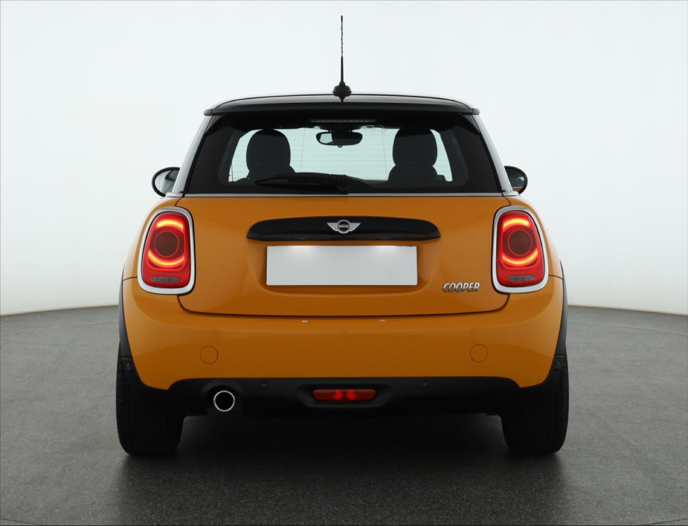 MINI 3-door