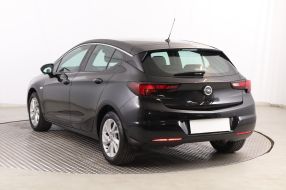 Opel Astra - 2021