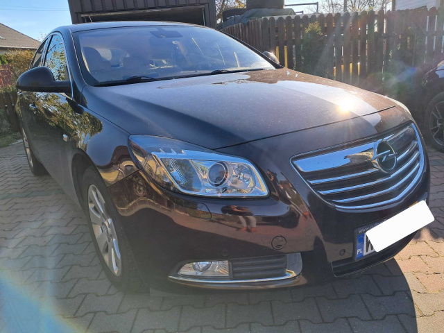 Opel Insignia 2011