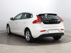 Volvo V40 - 2016