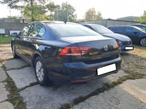 Volkswagen Passat - 2021