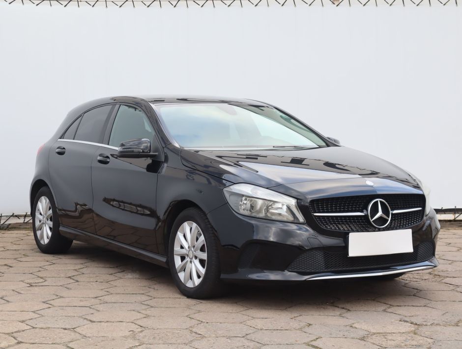 Mercedes-Benz A - 2016