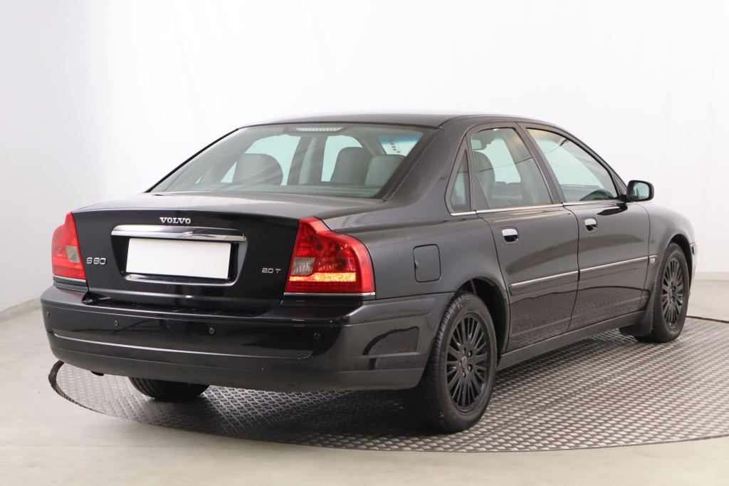 Volvo S80
