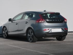 Volvo V40 - 2015
