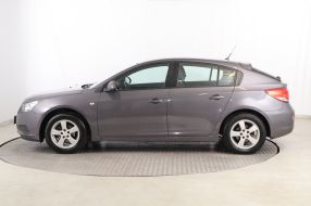 Chevrolet Cruze - 2011