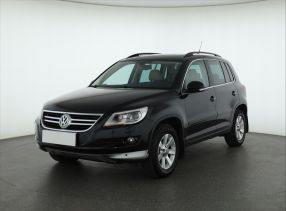 Volkswagen Tiguan - 2010