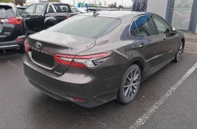 Toyota Camry - 2021