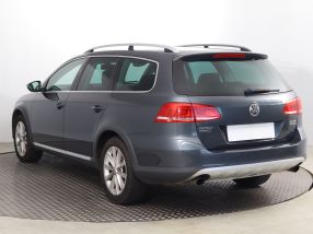 Volkswagen Passat - 2013