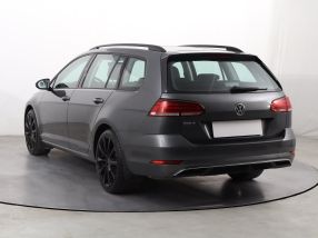 Volkswagen Golf - 2020