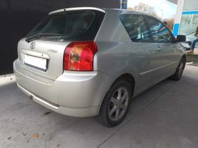 Toyota Corolla - 2005