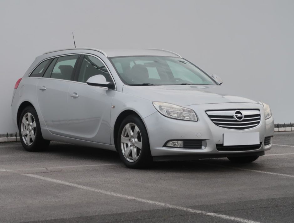 Opel Insignia - 2010