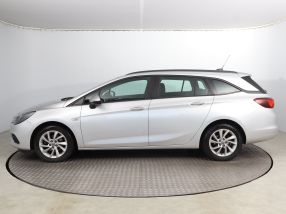 Opel Astra - 2019