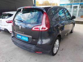 Renault Scenic - 2012