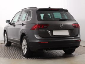 Volkswagen Tiguan - 2018