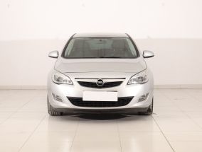 Opel Astra - 2012