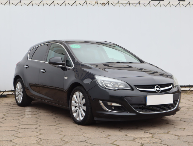 Opel Astra 2013