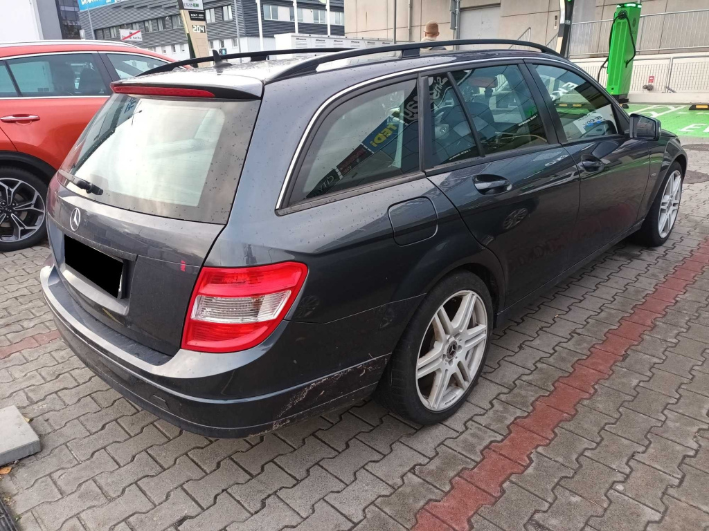 Mercedes-Benz C