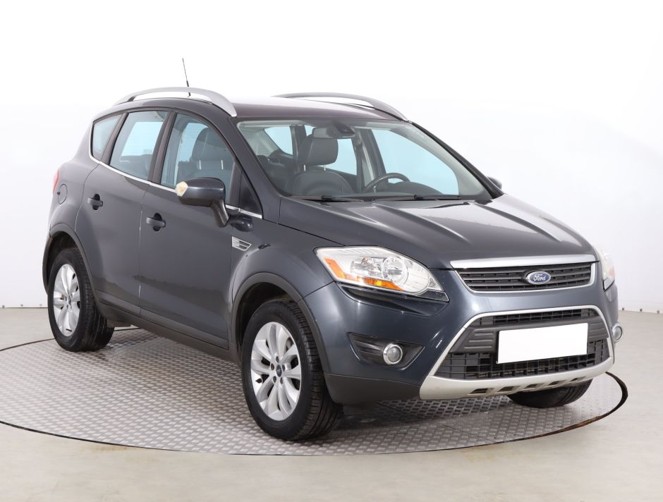 Ford Kuga - 2010