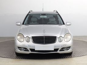 Mercedes-Benz E - 2007