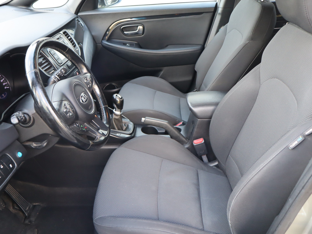 Kia Carens