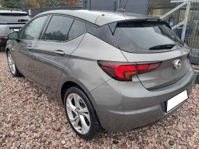 Opel Astra - 2021