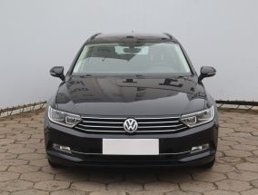 Volkswagen Passat - 2016