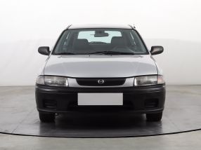 Mazda 323 - 2000
