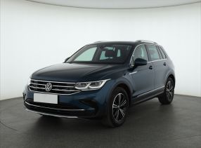 Volkswagen Tiguan - 2021