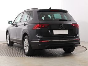 Volkswagen Tiguan - 2020