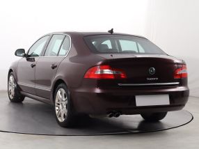 Skoda Superb - 2011