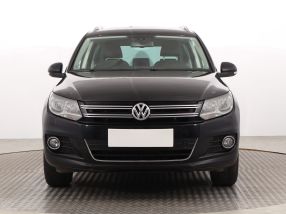 Volkswagen Tiguan - 2011