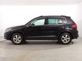 Volkswagen Tiguan - 2011
