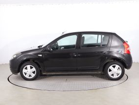 Dacia Sandero - 2010