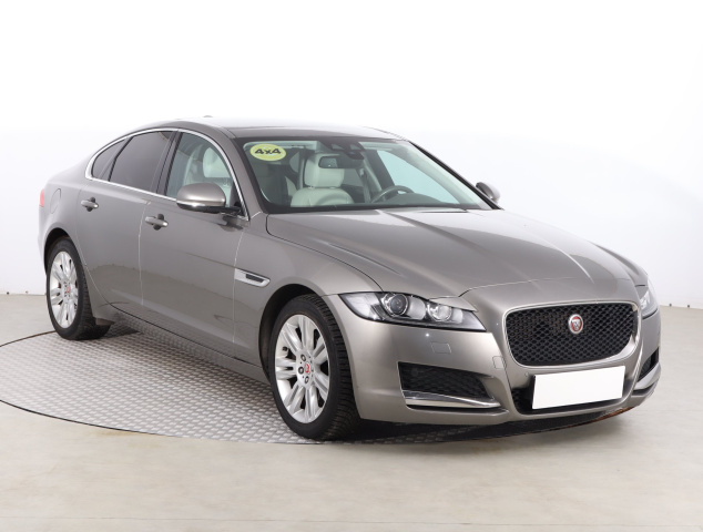 Jaguar XF 2017