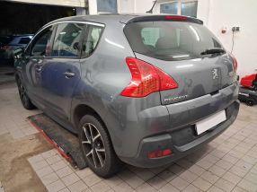 Peugeot 3008 - 2012