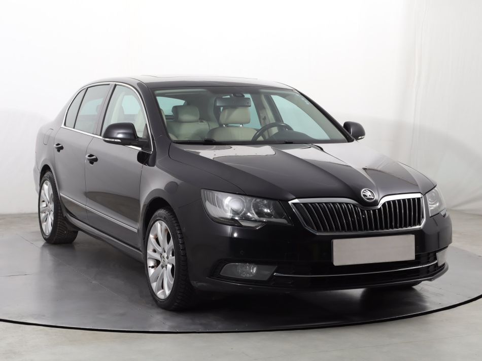 Skoda Superb - 2013