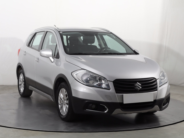 Suzuki SX4 S-Cross 2015