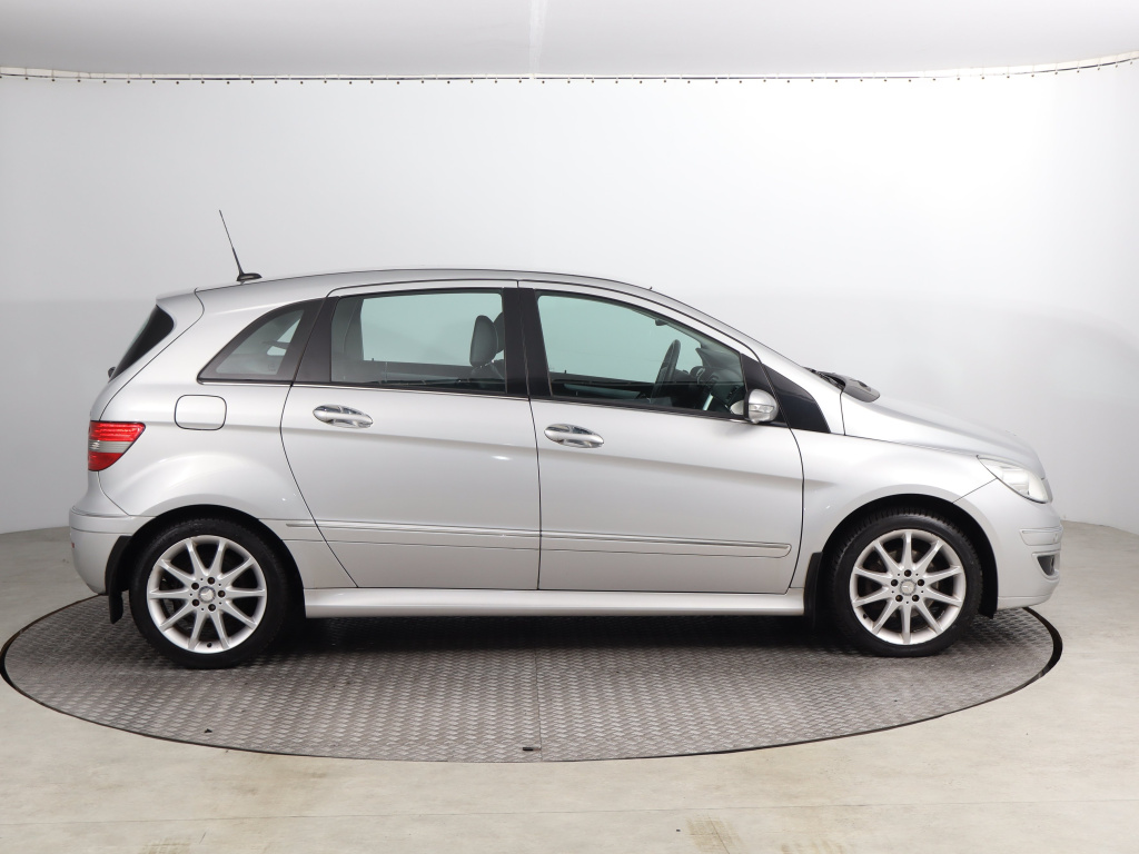Mercedes-Benz B