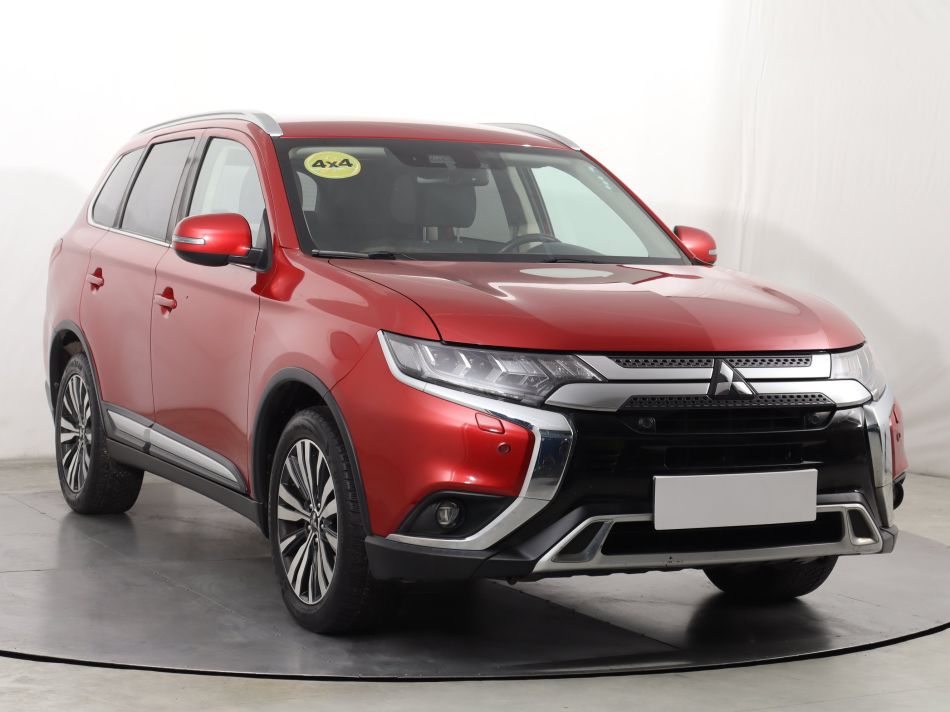Mitsubishi Outlander - 2018