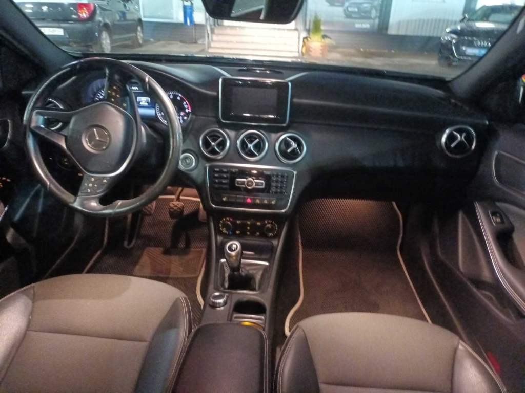 Mercedes-Benz A