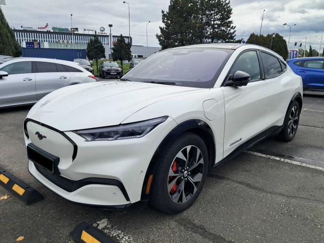 Ford Mustang Mach-E 2021