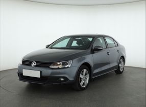 Volkswagen Jetta - 2010