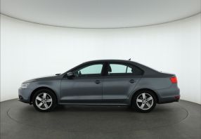 Volkswagen Jetta - 2010